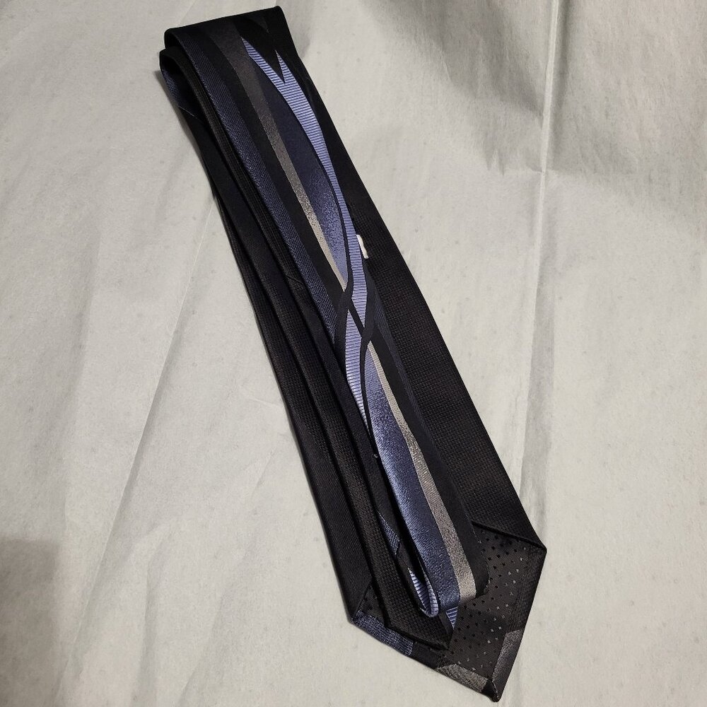 PIERRE CARDIN SILK TIE - Picture 2 of 5